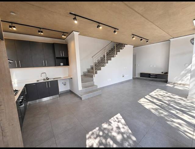 3 BEDROOM PROPERTY TO RENT IN MENLO PARK